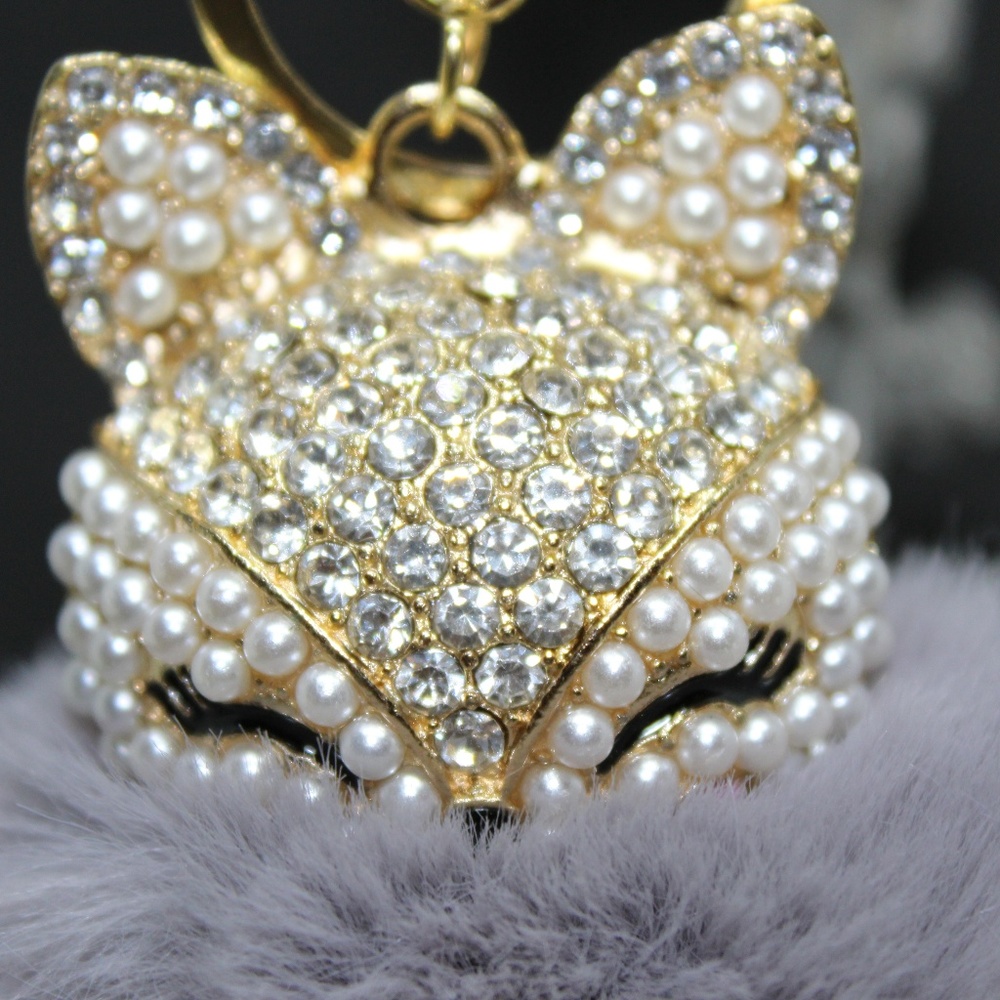 Last One!  Adorable Fox Pom Pom Handbag Charm - Picture 3 of 6